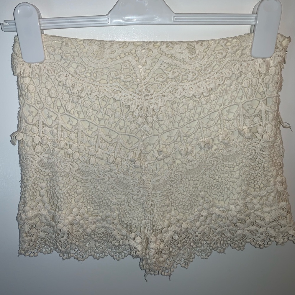 Kimchi Blue ivory crochet shorts